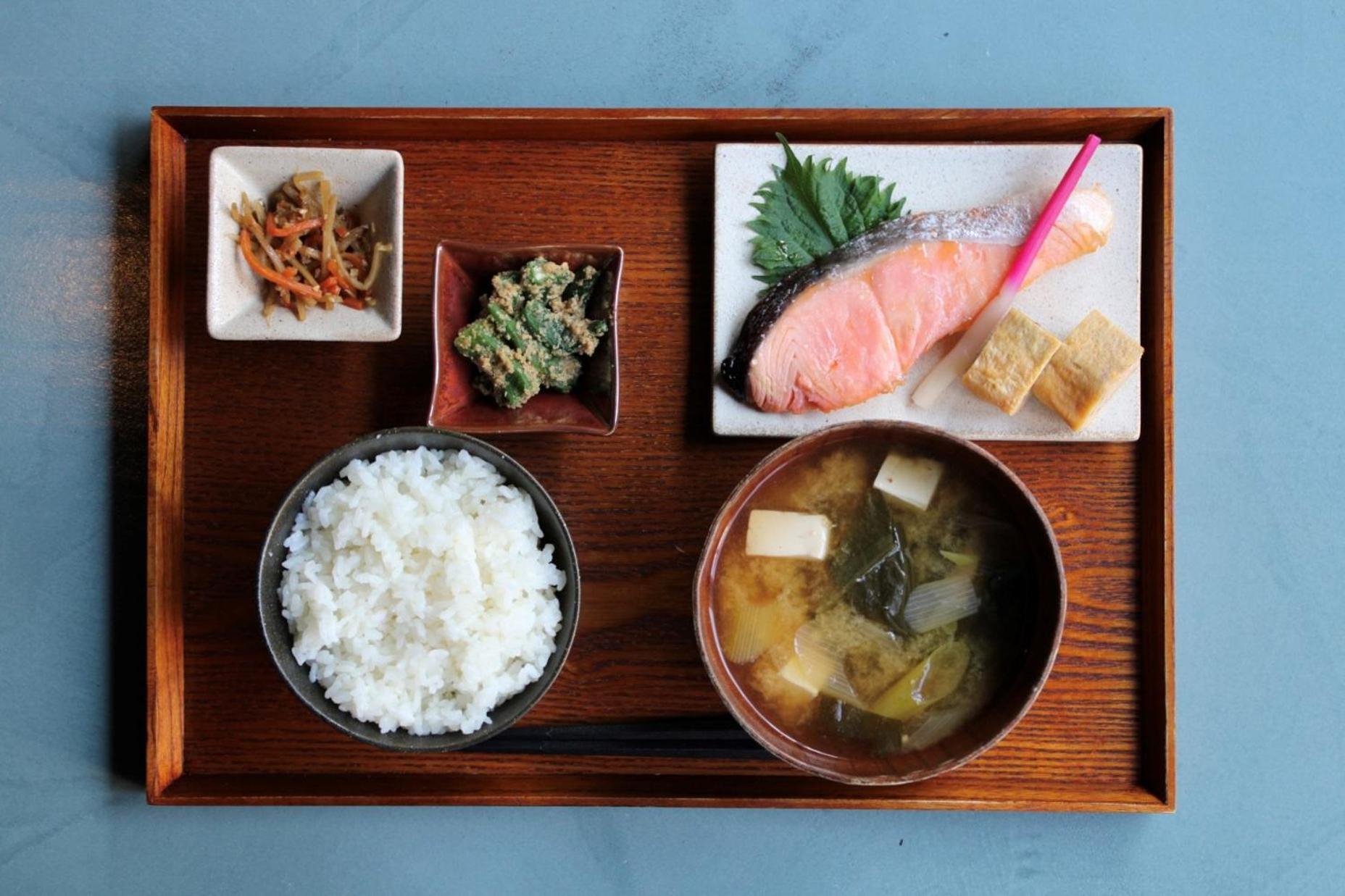 טוקיו The Tourist Hotel & Cafe Akihabara מראה חיצוני תמונה